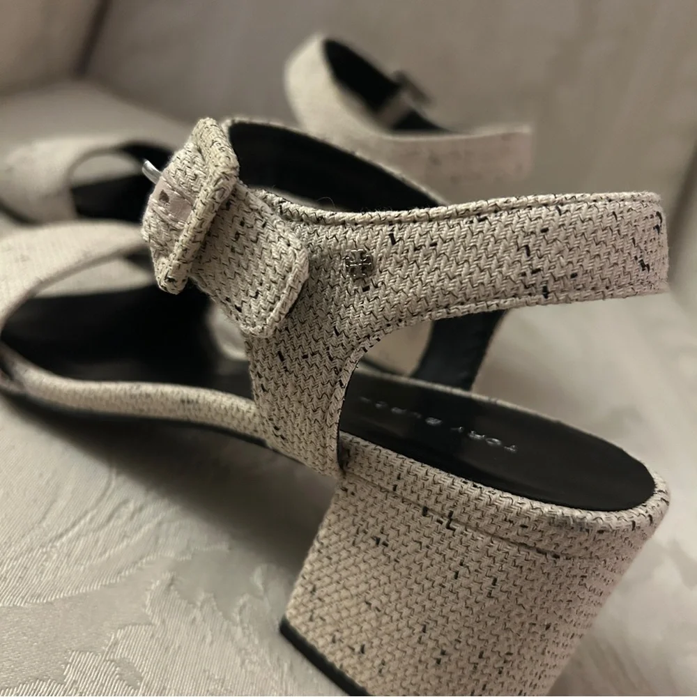 Minimalist! Tory Burch DOUBLE T CITY SANDAL size 9